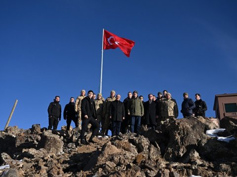 Soylu İranla sərhəddə getdi
