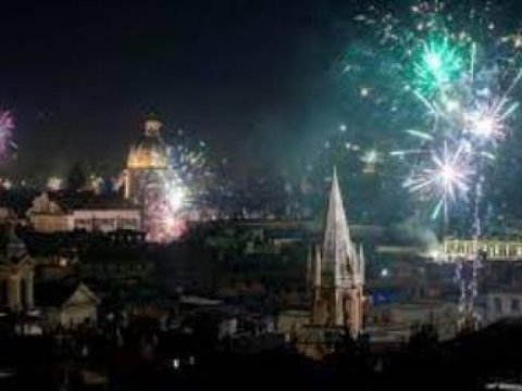 İtaliyada pirotexniki vasitələrdən 180 nəfər yaralandı 