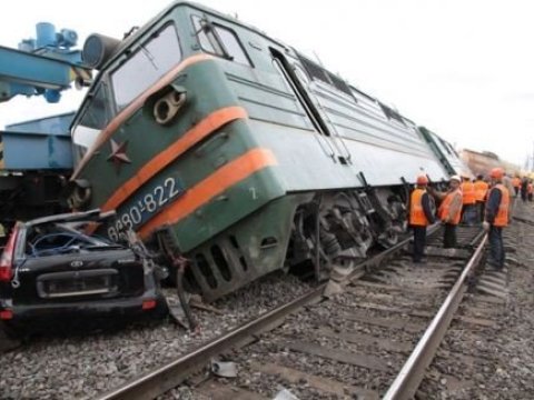 Rusiyada ağır qəza - Hərəkət dayandı, ölənlər var