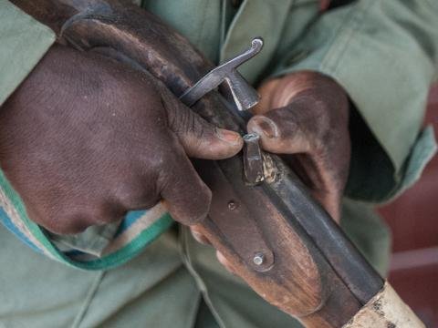 Üç kəndə basqın edildi - 63 nəfər qaçırıldı