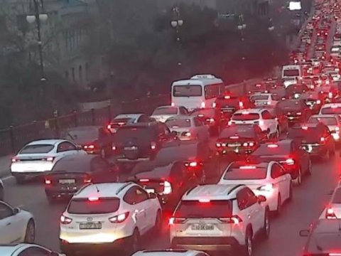 Bakının əsas yollarında TIXAC var