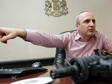 Gürcüstanın sabiq daxili işlər nazirinə hücum edildi