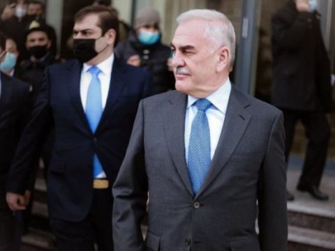 Vasif Talıbova daha bir zərbə - Holdinqi əlindən alındı