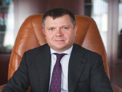 Fransa məhkəməsi ukraynalı milyarderi zaminə buraxdı