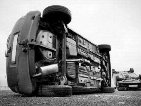 Biləsuvarda maşın AŞDI - Sürücü öldü