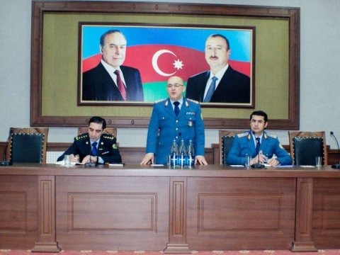 General Naxçıvanda xidməti müşavirə keçirdi