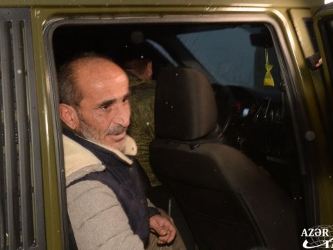 Mülki erməni hərbçilərimizə yaxınlaşıb kömək istədi - FOTOLAR