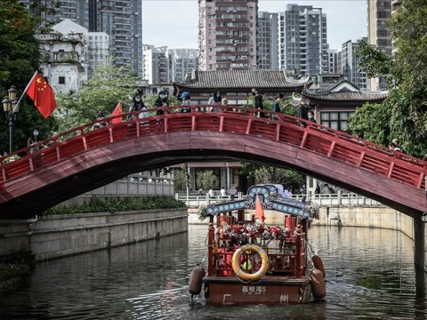 Çin 3 ildən sonra qapılarını dünyaya açdı 
