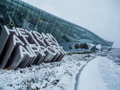 Qar aeroportun işinə təsir edib? - AÇIQLAMA