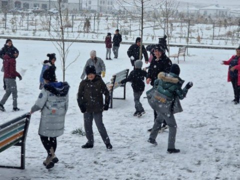 Ağalıda ilk qar sevinci - FOTOLAR