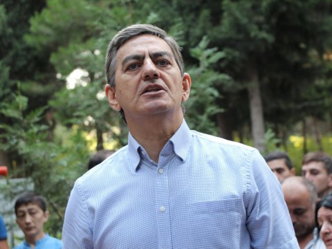 Əli Kərimli cəbhəçilərə verdiyi tapşırığı çaşıb feysbukda PAYLAŞDI
