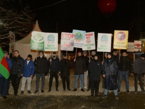 Laçın yolunda aksiya şaxtalı havada da davam edir