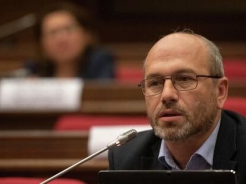 Erməni deputat vəzifəsindən istefa verdi - SƏBƏB