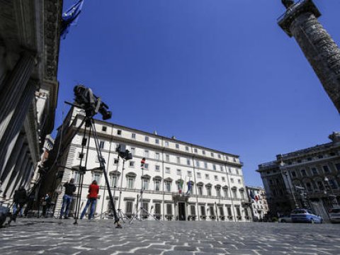 İtaliya Ukraynaya silah göndərməyə hazırlaşır 
