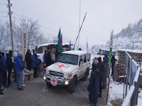 “Qızıl Xaç”ın maşınları Xankəndidən qayıtdılar