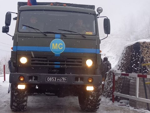 Rusların avtomobil karvanı Xankəndidən Laçına keçdi