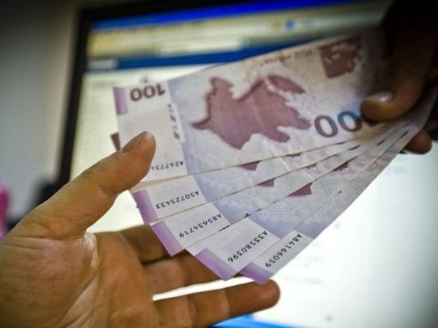 Maaşla bağlı YENİ QƏRAR - Bu qədər artacaq
