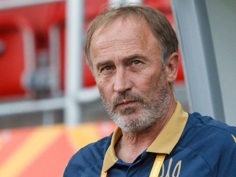 Ukrayna millisinin baş məşqçisi istefa verdi