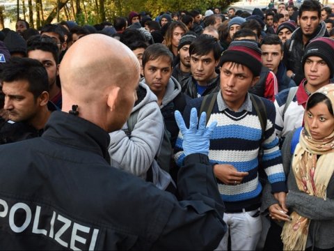 Avropa İttifaqına qanunsuz mühacir AXINI