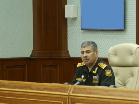 HAZIR OLUN - Müdafiə nazirindən orduya tapşırıq