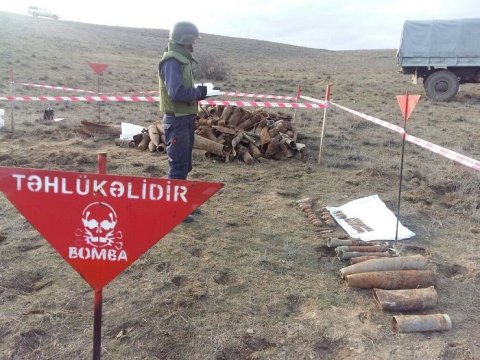 Nazir minatəmizləmə işləri ilə bağlı tapşırıqlar verdi