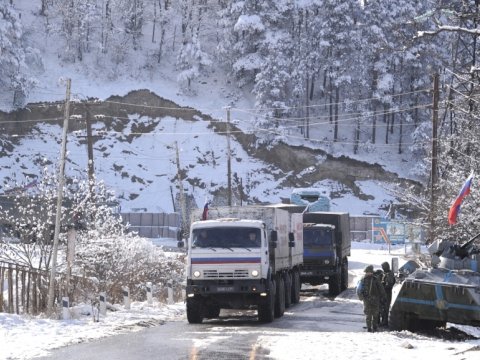 Sülhməramlıların təminat avtomobilləri Xankəndiyə buraxıldı