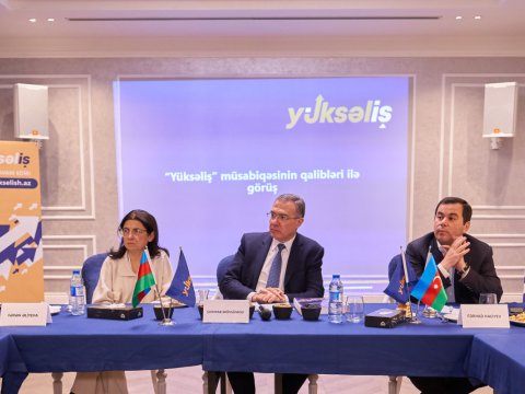 Prezidentin köməkçisi “Yüksəliş”in qalibləri ilə GÖRÜŞDÜ