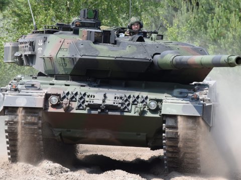 Almaniya Ukraynaya 110 tank verəcək