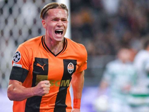 Ukraynalı məşhur futbolçu “Çelsi”də - 100 milyonluq transfer 