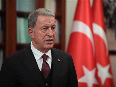 Hulusi Akar Britaniyaya səfər edib