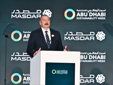 İlham Əliyev BƏƏ Prezidentinə təşəkkür etdi