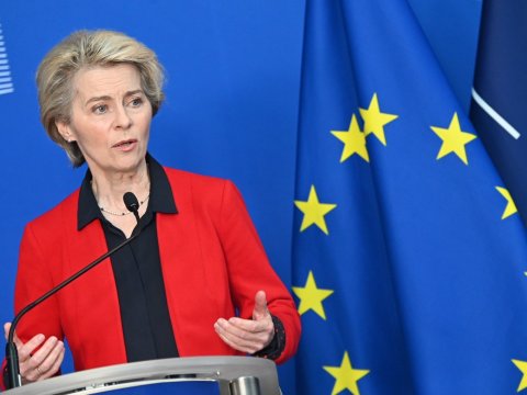 Avropa Komissiyasının prezidenti Davosda Ukraynadan danışdı