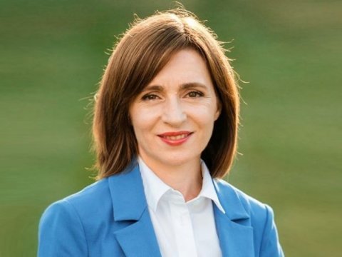 Moldova prezidenti Rumıniyada seçkilərə qatıla bilər