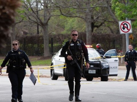 ABŞ-də silahlı insident - Ölən və yaralananlar var