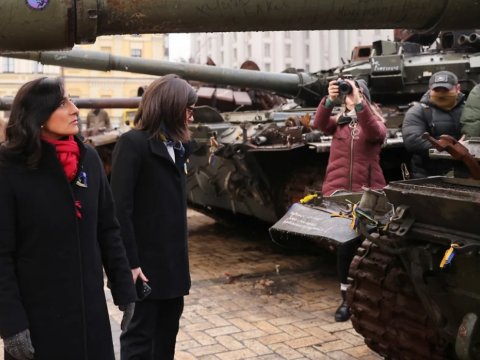 Kanada Ukraynaya 200 zirehli maşın göndərəcək 