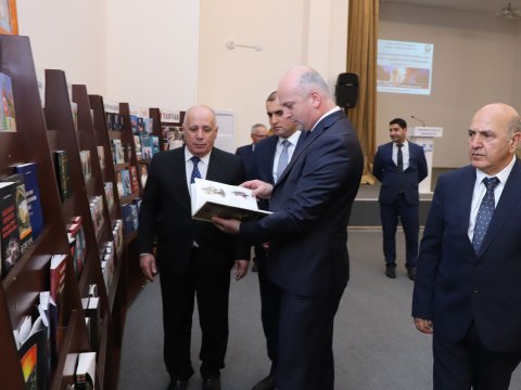 LDU-da “20 Yanvar və Heydər Əliyev” mövzusunda konfrans keçirilib - FOTOLAR