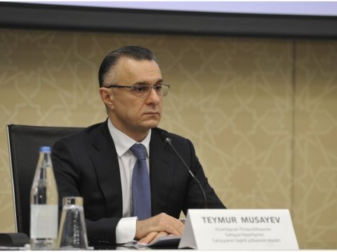 Nazirdən dərman açıqlaması: Qıtlıq yoxdur