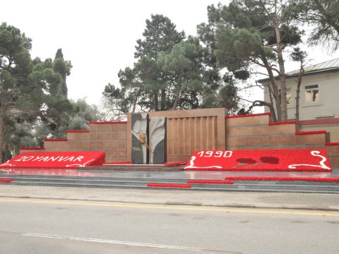 Abşeronda 20 Yanvar şəhidlərinin xatirəsi anılıb - FOTOLAR