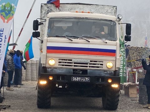 Rusiya sülhməramlılarının maşınları Laçın yolundan keçdi