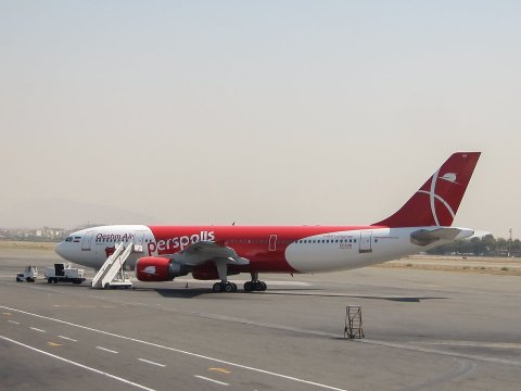 İrandan Türkiyəyə gedən təyyarə təcili eniş etdi 