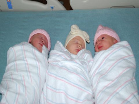 Sumqayıtda yarımçıq doğulan üçəmlərin SON VƏZİYYƏTİ