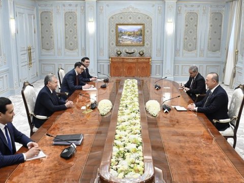 Özbəkistan Prezidenti Çavuşoğlunu qəbul edib