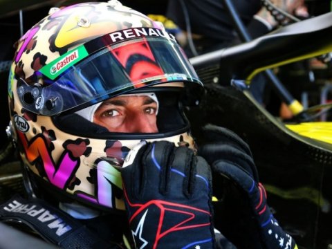 F1 pilotlarının dəbilqəsində kamera quraşdırılacaq