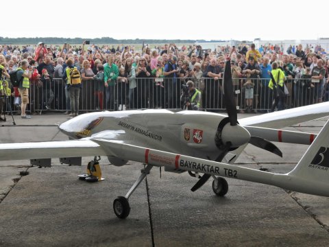 Ukraynaya daha iki \