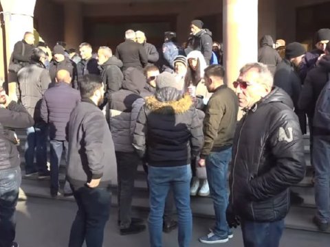 44 günlük müharibədə ölən ermənilərin valideynlərindən ETİRAZ