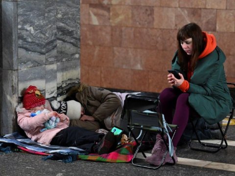 Raketdən qorunmaq üçün metroya axışdılar - FOTOLAR (YENİLƏNİB)