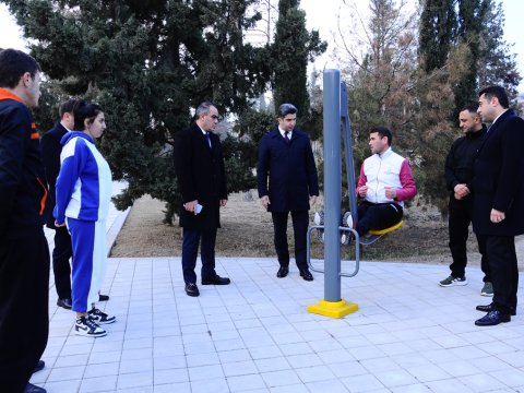 Naftalanda yeni idman qurğuları sakinlərin istifadəsinə verilib - FOTOLAR