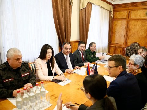 Kazaryan ABŞ və Avropa səfirləri ilə görüşdü - FOTOLAR