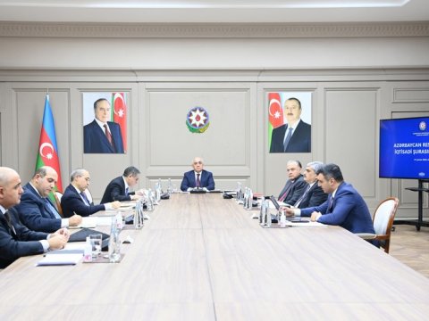 İqtisadi Şuranın ilk iclası KEÇİRİLDİ