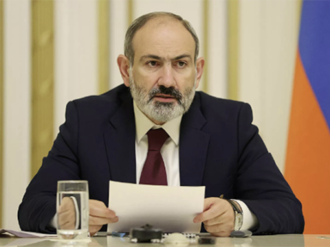 Erməni qadınlar üçün hərbi xidmət yaradılır - Paşinyan